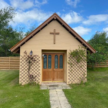 Viewbank Villa Beauly Exterior photo