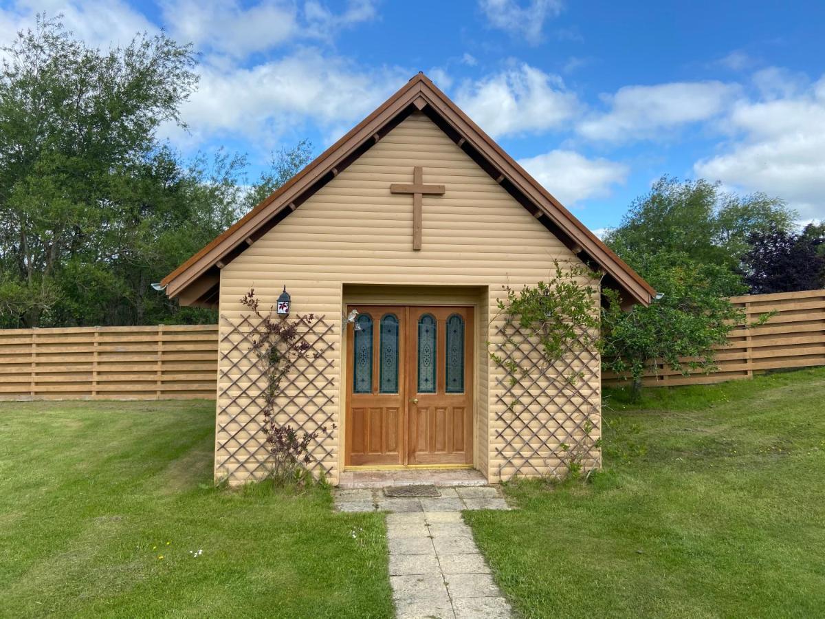Viewbank Villa Beauly Exterior photo